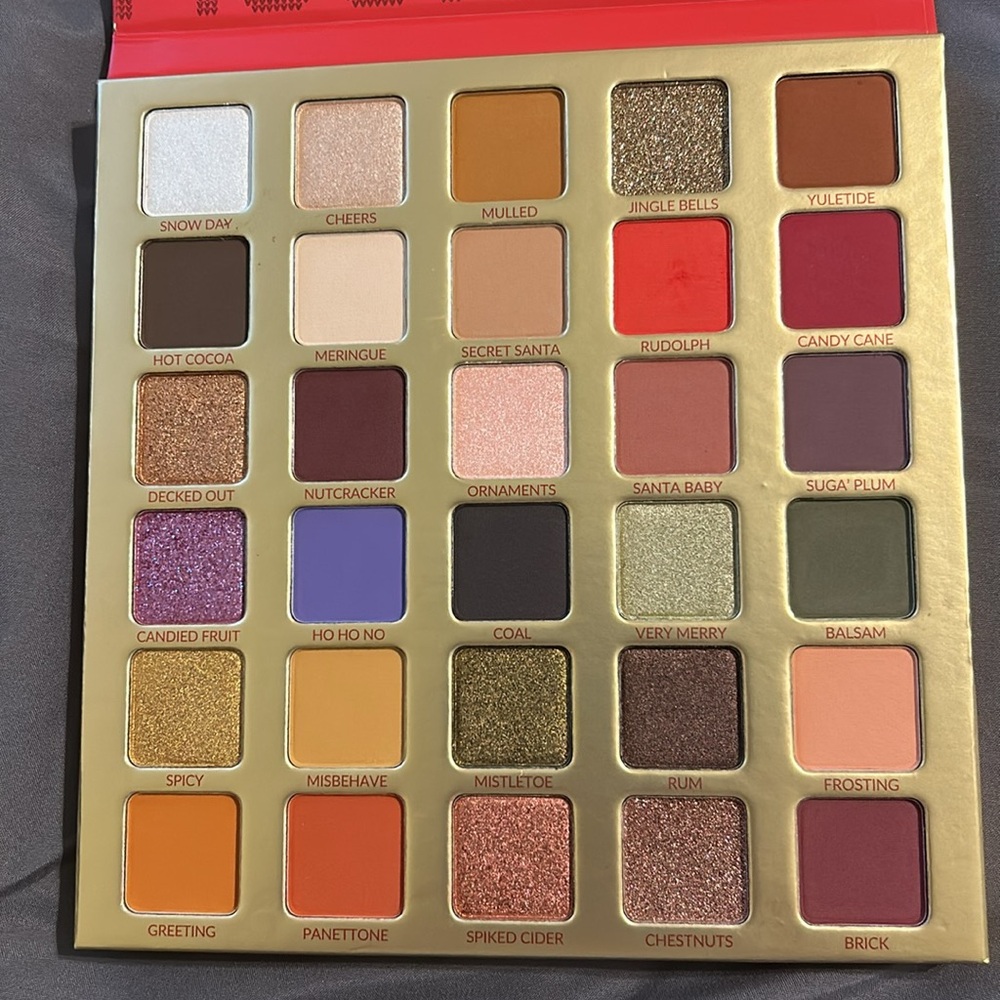 BH Naughty 30 Color Shadow Palette - Picture 2 of 4